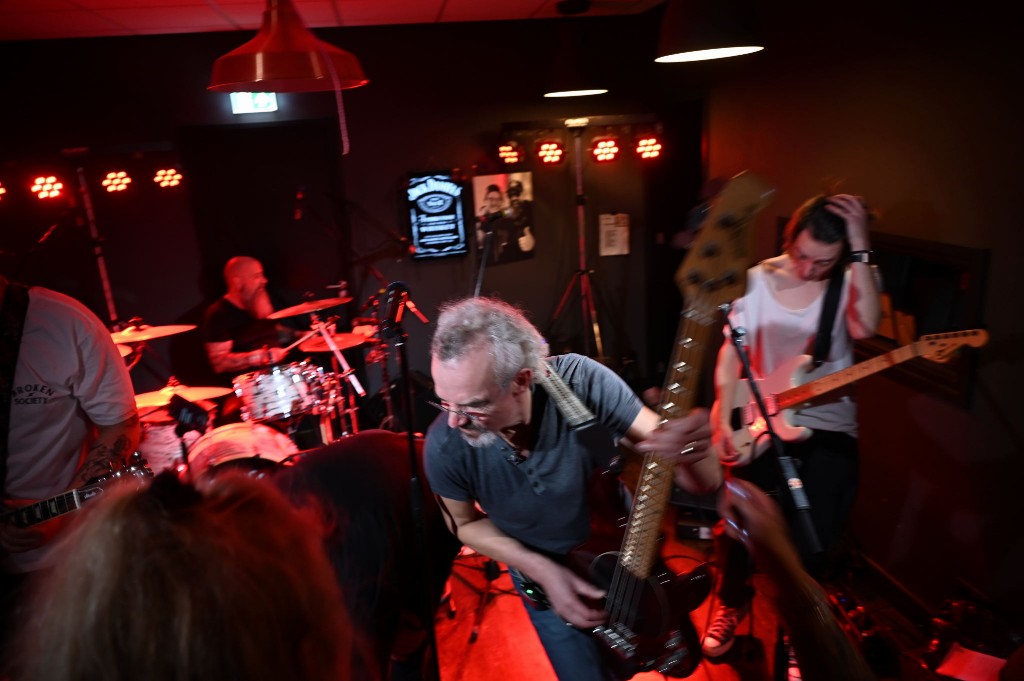 ../Images/10 jaar Ro's Barbershop 343.jpg